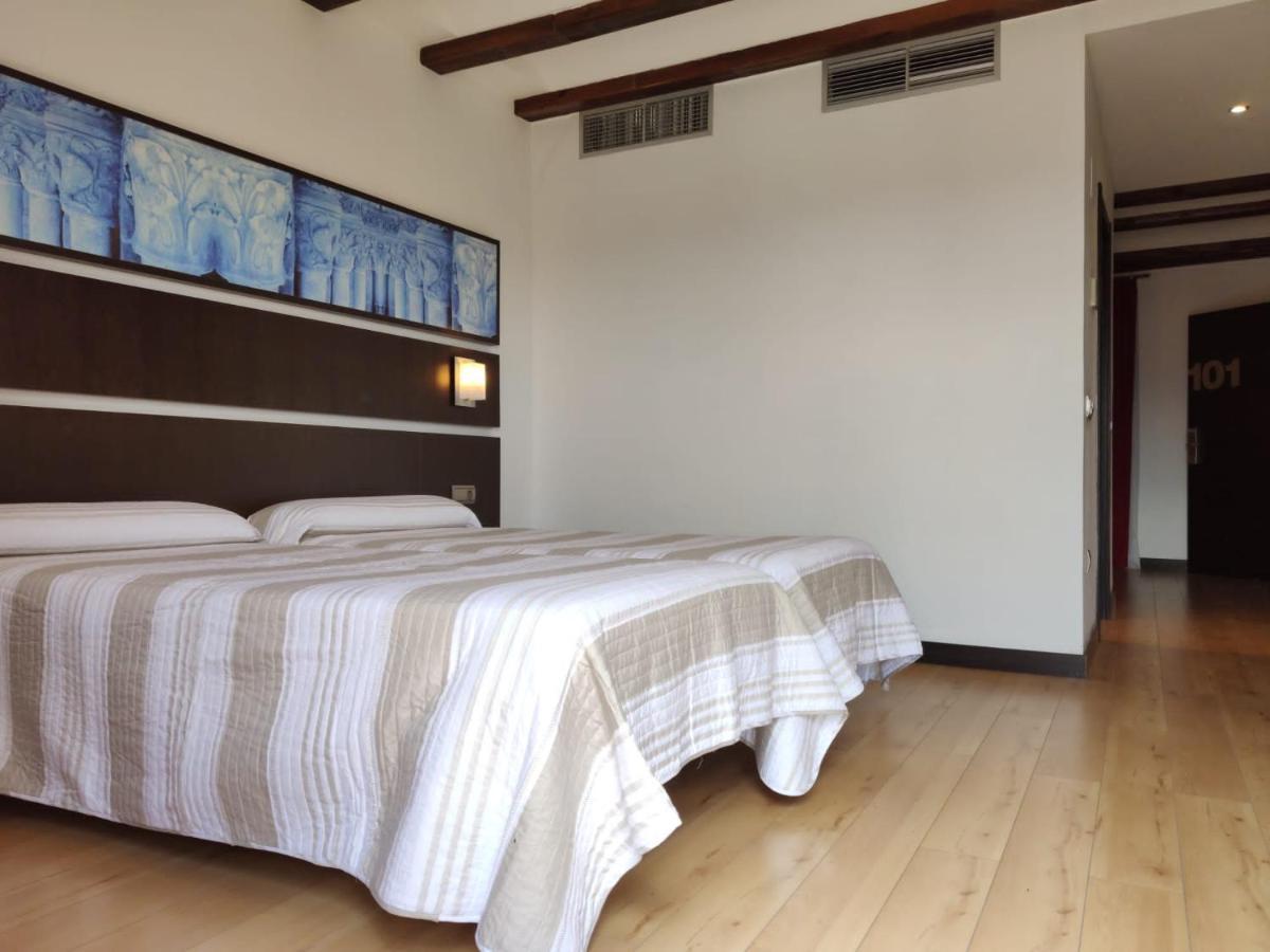 Hotel Rey Sancho Navarrete Exterior photo