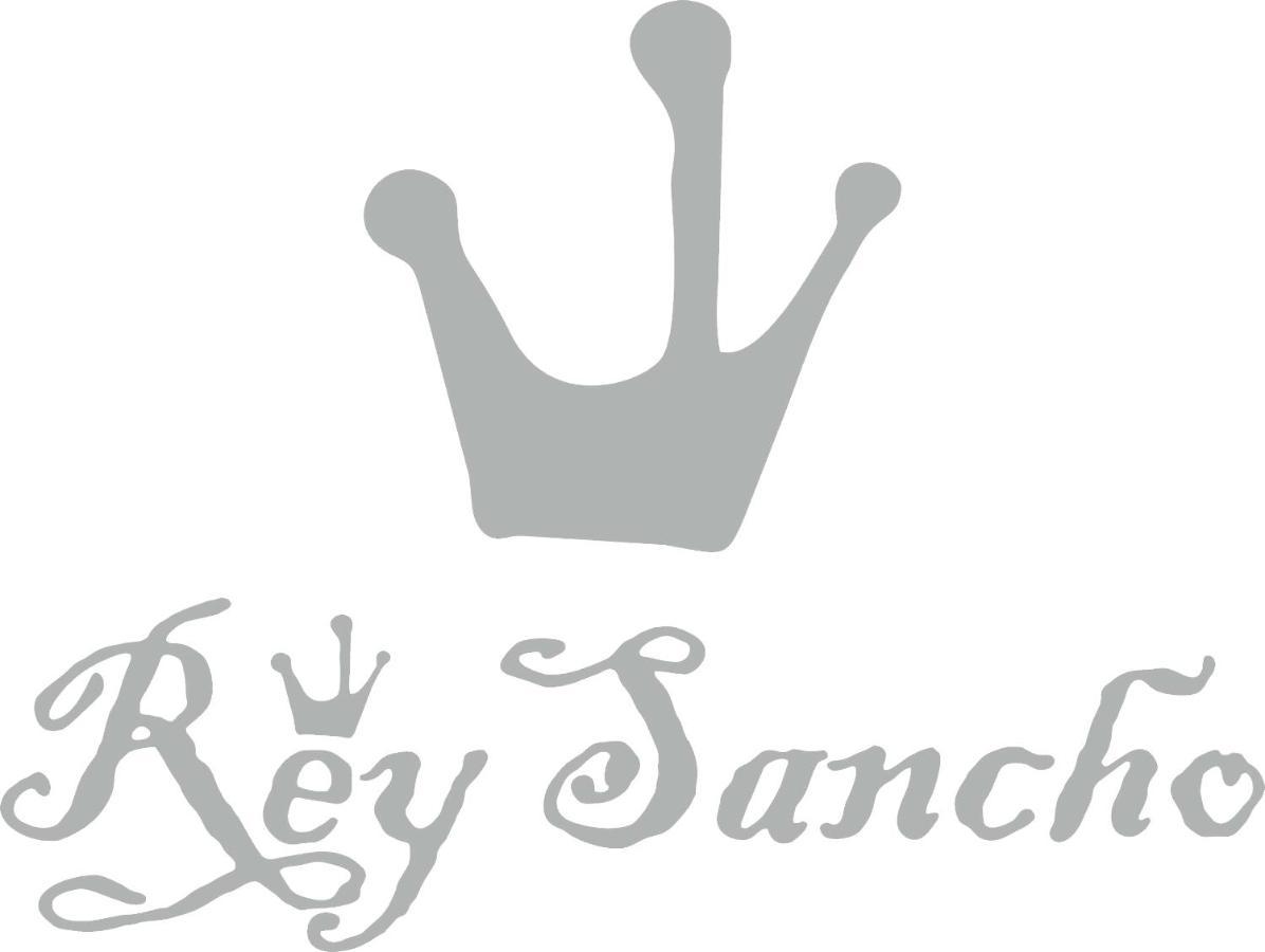 Hotel Rey Sancho Navarrete Exterior photo